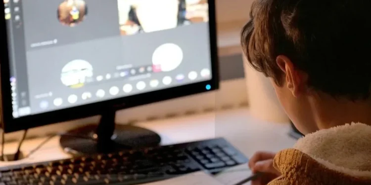 Fundação Behring abre programa gratuito para jovens talentos da tecnologia