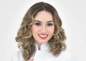 Jovem que superou tumor raro funda startup para integrar cuidados em saúde