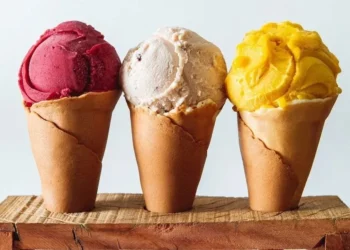 Motivo surpreendente leva pessoas a comerem mais açúcar, segundo cientistas