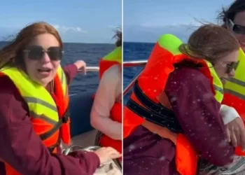 Viih Tube passa por apuro em barco: “Gasolina acabou no meio do mar”