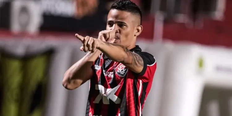Time da Série A do Brasileirão quer trocar de liga; entenda o motivo