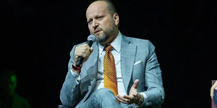 PF cumpre mandado de busca e apreensão contra advogado Nelson Willians