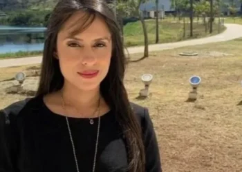 Delegada casada com acusado de matar gari em BH não deve responder processo