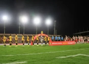 CRB vence o Amazonas e fica a quatro pontos do G-4