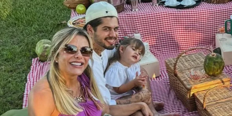 Poliana Rocha diz que sofreu internações após Zé Felipe sair de casa