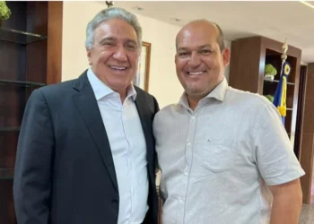 Ex – prefeito de Miracema Saulo Milhomem é recebido pelo Governador Laurez Moreira