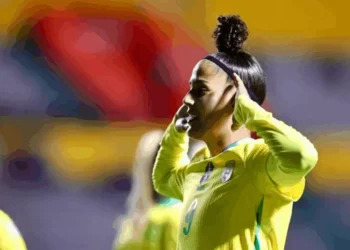 Bola de Ouro: Amanda Gutierres fica em 21° entre as melhores do mundo