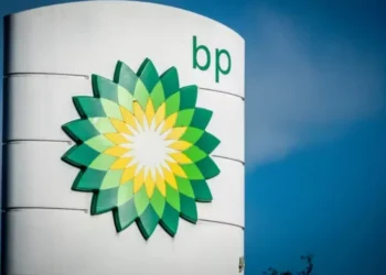 A BP também paralisou em fevereiro obras para a produção de biocombustíveis avançados em uma refinaria na Alemanha — Foto: Getty Images