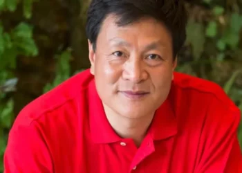 Chinês morto em queda de avião ficou famoso ao criar “cidades-esponja”