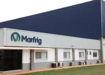 O fato relevante consta em nome da Marfrig por ainda ser a razão social da empresa — Foto: Marfrig/Divulgação