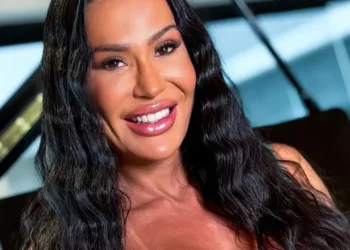 Gracyanne Barbosa pode sair da Dança dos Famosos após acidente