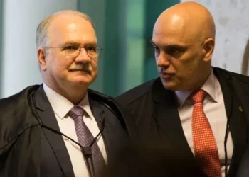 Com perfil discreto, Fachin toma posse como presidente do STF nesta 2ª