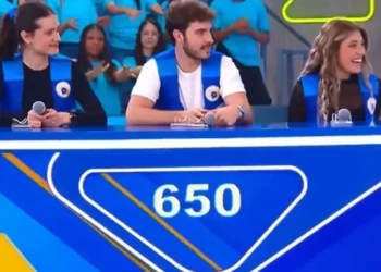 Celso Portiolli reage após filha não responder pergunta fácil no SBT