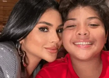 Mileide atualiza quadro de saúde do filho com Safadão após cirurgia