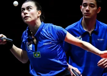 Hugo Calderano e Bruna Takahashi avançam às oitavas no Smash da China