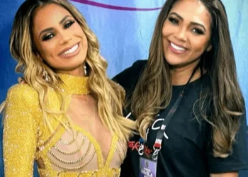 Lexa abre o jogo sobre suposta briga da mãe com Ricardo Vianna