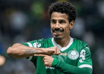Lucas Evangelista não joga mais pelo Palmeiras em 2025. Entenda