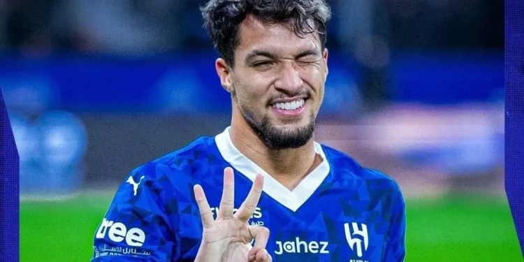 Ex-São Paulo posta mensagem enigmática em meio à expectativa por atacante