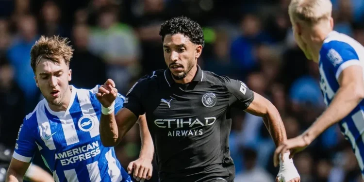 Omar Marmoush sofre lesão no joelho e desfalca City no clássico de domingo
