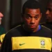 Robinho atrai visitas e vira símbolo entre presos em Tremembé: “É um astro”