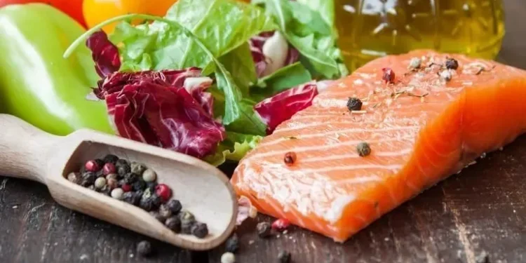 Dieta Mediterrânea protege saúde bucal e previne demência, diz estudo