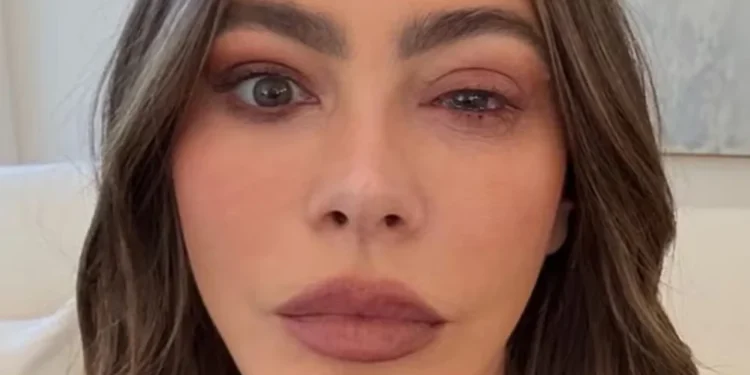 Sofia Vergara falta ao Emmy e vai parar no hospital; saiba o motivo