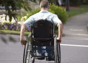 Medicamento inédito devolve movimento a pacientes com lesão na medula