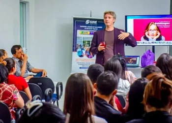 Curso gratuito ofertado pelo Governo do Estado visa desenvolvimento pessoal e profissional.