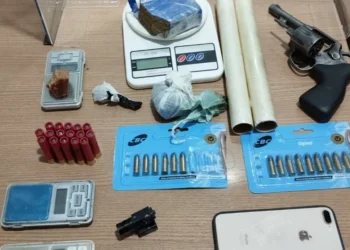 Todos os envolvidos e o material apreendido foram encaminhados à Central de Flagrantes de Gurupi. - Foto: Ascom 4ºBPM