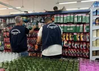 Todos os produtos certificados devem contar com o Selo de Avaliação de Conformidade do Inmetro. Ele é a principal evidência de que a mercadoria passou pelo processo de certificação e está em conformidade com os requisitos técnicos de segurança e desempenho estabelecidos na legislação - Foto: Brenda Ramos/Governo do Tocantins