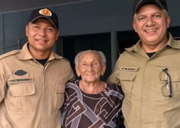 Visitas e atuações de policiamento ostensivo e preventivo voltadas diretamente à segurança e ao bem-estar da população idosa na terça-feira, 14 de outubro. - Foto: Ascom 4ª BPM