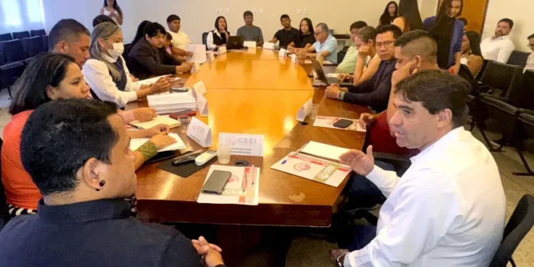 II Plenária do Conselho de Educação Escolar Indígena do Tocantins reúne representantes dos oito povos e gestores da Seduc para planejar ações e fortalecer políticas públicas - Foto: Nilson Chaves/Governo do Tocantins