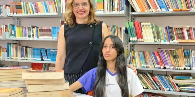 Estudantes da rede estadual são premiados na Olimpíada de Português