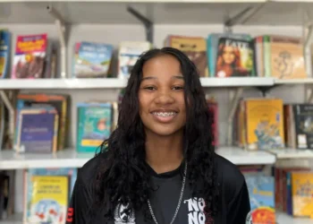 Descrição: Kauanne Ribeiro Silva, do 9° ano, venceu a etapa estadual do certame Crédito: Divulgaçãoq/Escola Estadual Vila Guaracy, em Gurupi