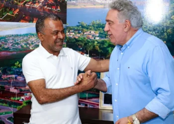 Governador Laurez Moreira anuncia R$ 2,3 milhões para Aguiarnópolis