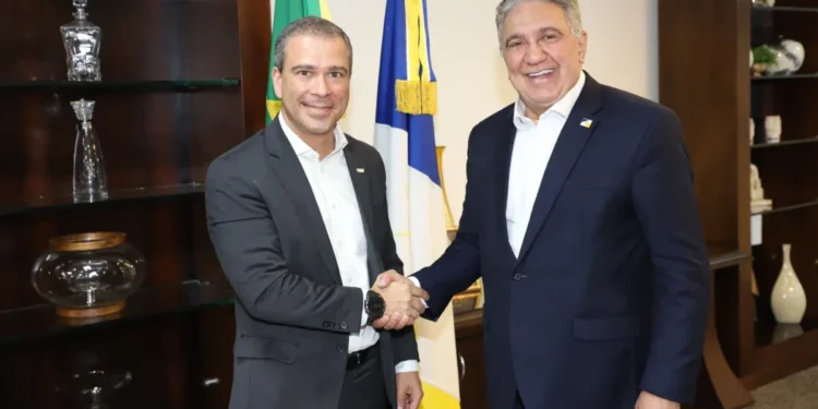 Governador Laurez Moreira reforçou o diálogo com o presidente do BRB, Paulo Henrique Costa, com foco na ampliação de investimentos em industrialização e agronegócio - Ademir dos Anjos/ Governo do Tocantins