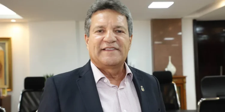 Governador Laurez Moreira nomeia secretário das Cidades e vice-presidente-executivo do Naturatins