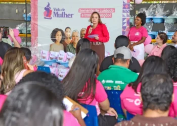 Primeira-dama e desembargadora, Ângela Prudente, participou da abertura da campanha e reforçou a importância do cuidado contínuo com a saúde da mulher; Fotos: Antônio Gonçalves/Governo do Tocantins