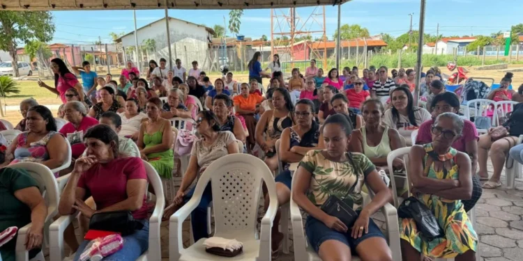 Secretaria de Estado da Mulher participa de ação do Outubro Rosa em Juarina