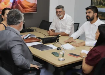 Prefeito de Carmolândia, Douglas Oliveira, participou da reunião com o secretário Divaldo Rezende representando a ATM/Marcel de Paula-Governo do Tocantins.