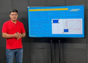 Aula de Matemática com o professor Lucas Semani - Foto: Mari Rios/ Governo do Tocantins
