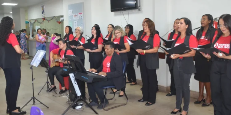 Na foto apresentação de cantata de Natal no HGP
Foto Ellayne Czuryto
