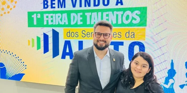 Mantoan participa da 1ª Feira de Talentos da Aleto em homenagem ao Dia do Servidor Público