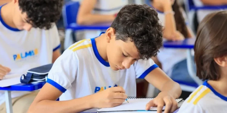 Mais de 8,6 mil alunos da rede municipal de Palmas participam de avaliação nacional da educação básica na segunda-feira, 27