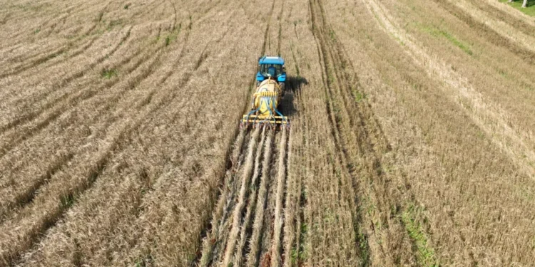 Injetor de dejetos suínos - Foto Lucas Scherer - Embrapa