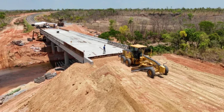 Ponte possui 74,20 metros de extensão e fica localizada na rodovia TO-247, no trecho que liga Lagoa do Tocantins a São Félix; Foto: Edes Pereira/Governo do Tocantins