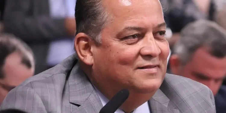 Senador Eduardo Gomes tem projeto aprovado que cria Política Nacional de Atividade Física para Idosos