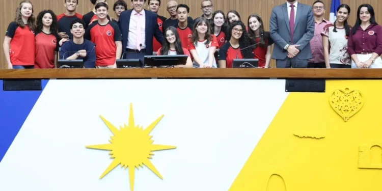 Visita guiada - foto Isis Oliveira