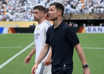 Valverde desmente notícias sobre clima ruim com Xabi Alonso