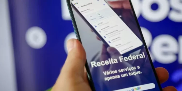 Imposto de Renda — Foto: LUIS LIMA JR/FOTOARENA/FOTOARENA/ESTADÃO CONTEÚDO